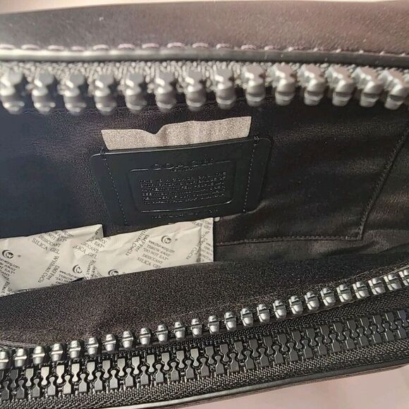 NWT Coach CM184 Track Green Signature Camo Print Coated Canvas Leather Belt Bag - Picture 6 of 6